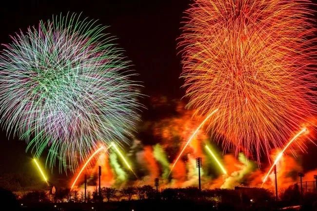 东北、中部2场王炸花火，关东8场！为了避免重现去年“惨剧”，东京足立花火大会提前到了5月！