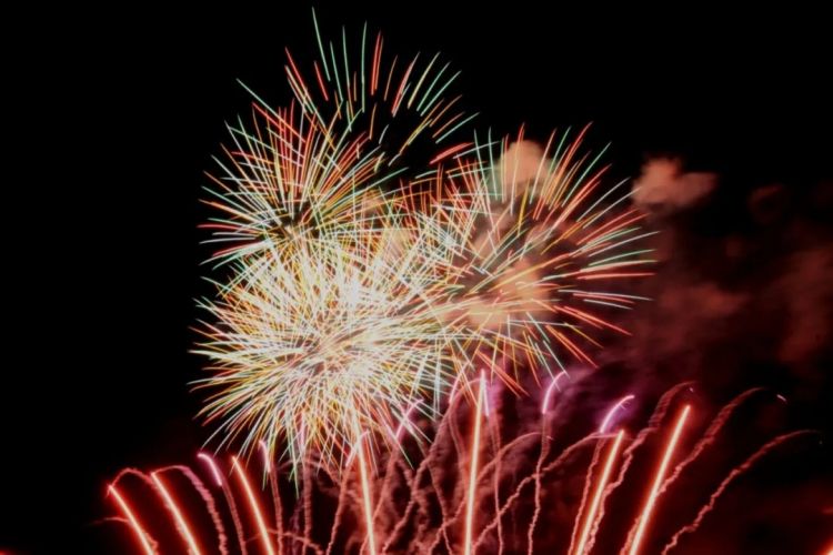 东北、中部2场王炸花火，关东8场！为了避免重现去年“惨剧”，东京足立花火大会提前到了5月！