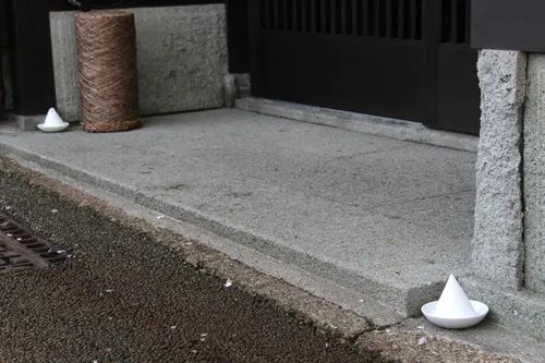 在日本走路小心点,别破了别人设下的千年结界 在日本走路小心点,别破了别人设下的千年结界