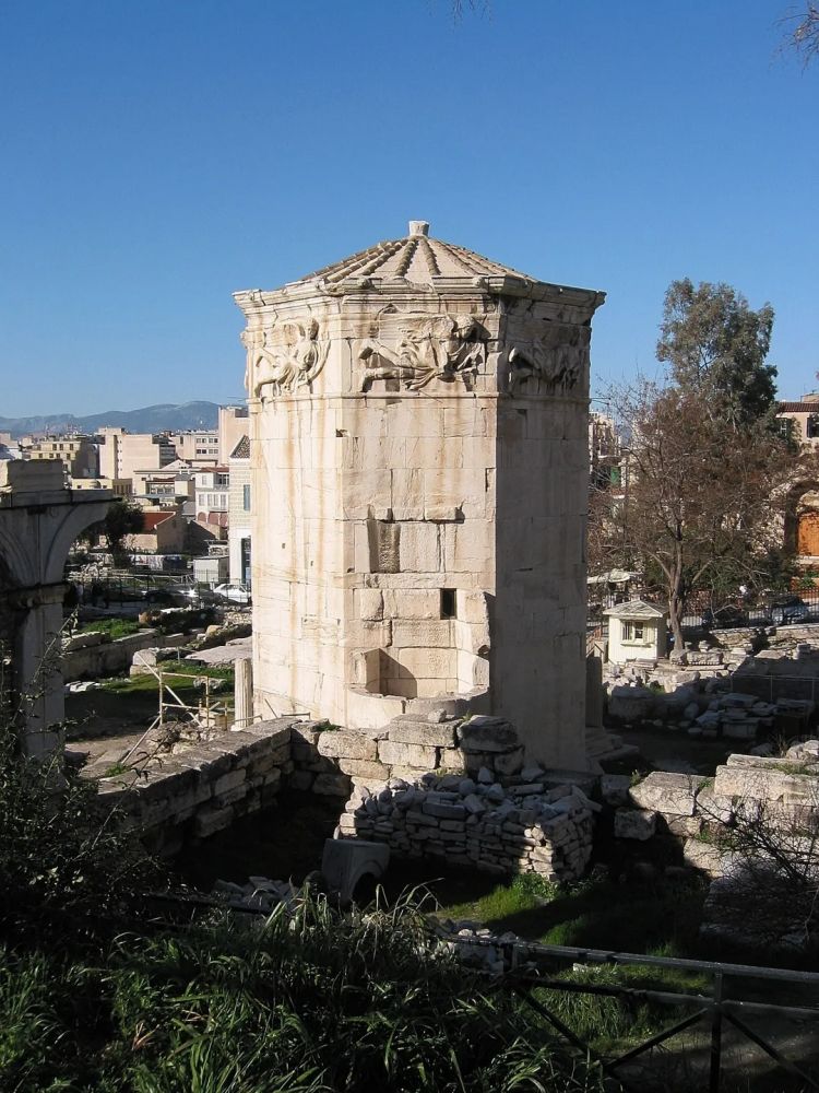 日本屋顶上的鸡是干什么用的? 日本屋顶上的鸡是干什么用的?