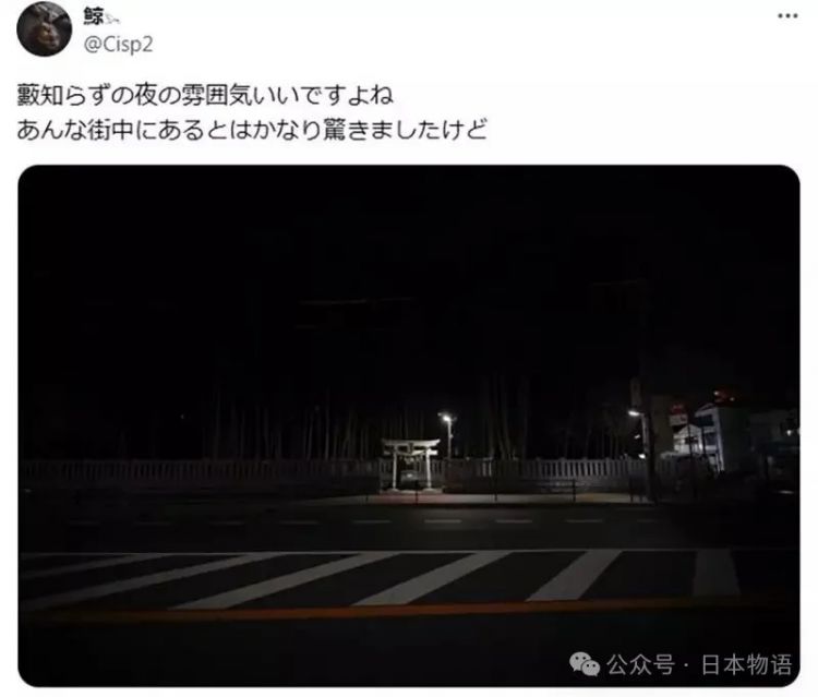 日本网友分享令人毛骨悚然鸟居的照片，感觉一旦走进去就回不来了