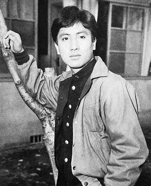 这个男人,比高仓健还受日本人喜欢 这个男人,比高仓健还受日本人喜欢