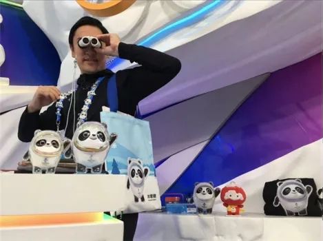 “盲盒”、“限定”不都是你们日本人发明的?咋还是能被咱的Labubu套牢? “盲盒”、“限定”不都是你们日本人发明的?咋还是能被咱的Labubu套牢?