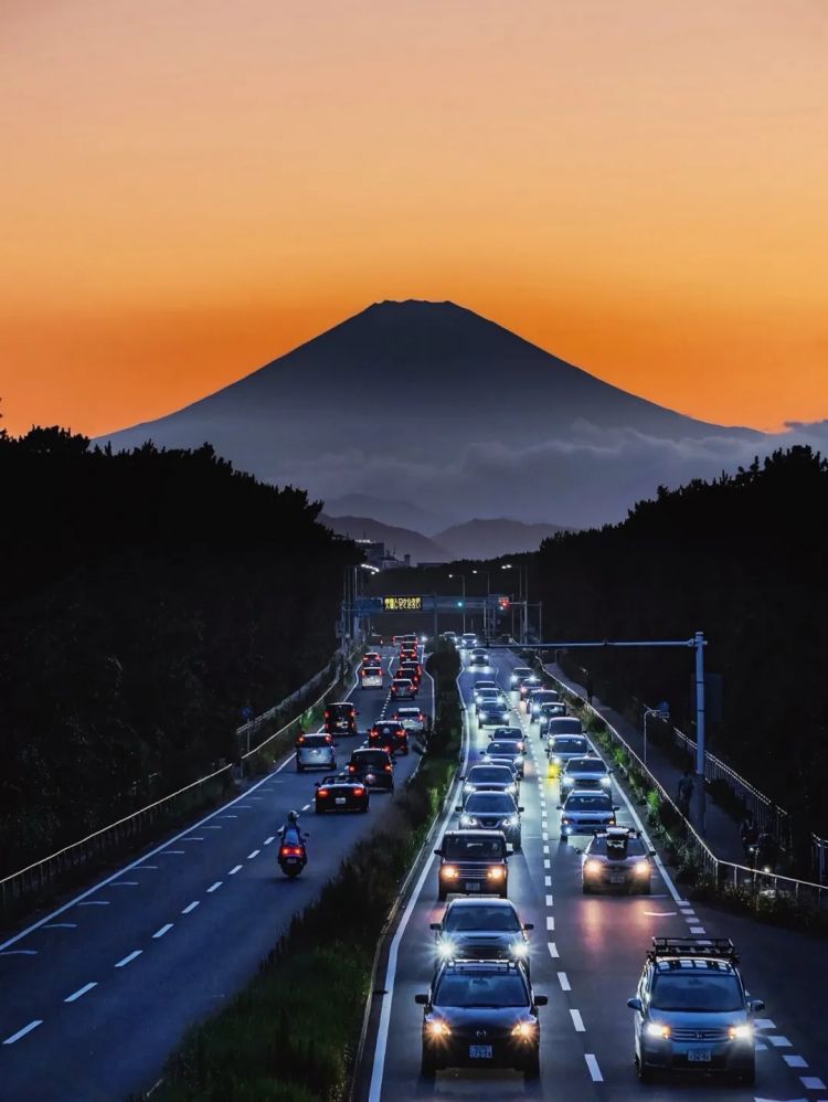 第246期:石破茂将辞职首相?日美达成关税协议;田中圭永野芽郁海外密会?中国恢复449种日本水产进口 | 百通板 第246期:石破茂将辞职首相?日美达成关税协议;田中圭永野芽郁海外密会?中国恢复449种日本水产进口 | 百通板