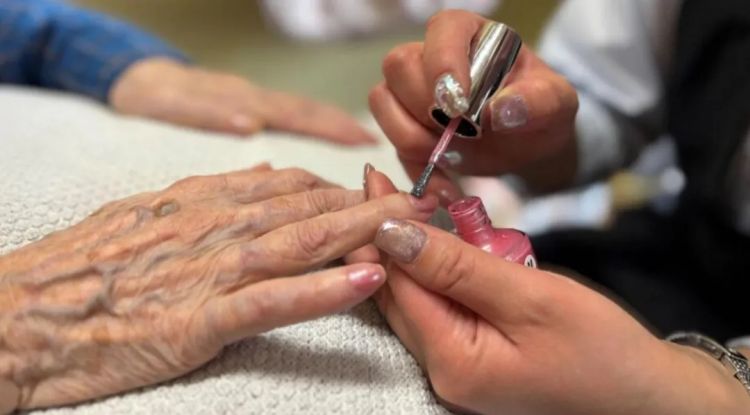 第247期:海啸预警!末日预言又灵验了?杰尼斯恋爱潮 有村架纯高桥海人持续热恋中;日本放宽本科留学? | 百通板 第247期:海啸预警!末日预言又灵验了?杰尼斯恋爱潮 有村架纯高桥海人持续热恋中;日本放宽本科留学? | 百通板