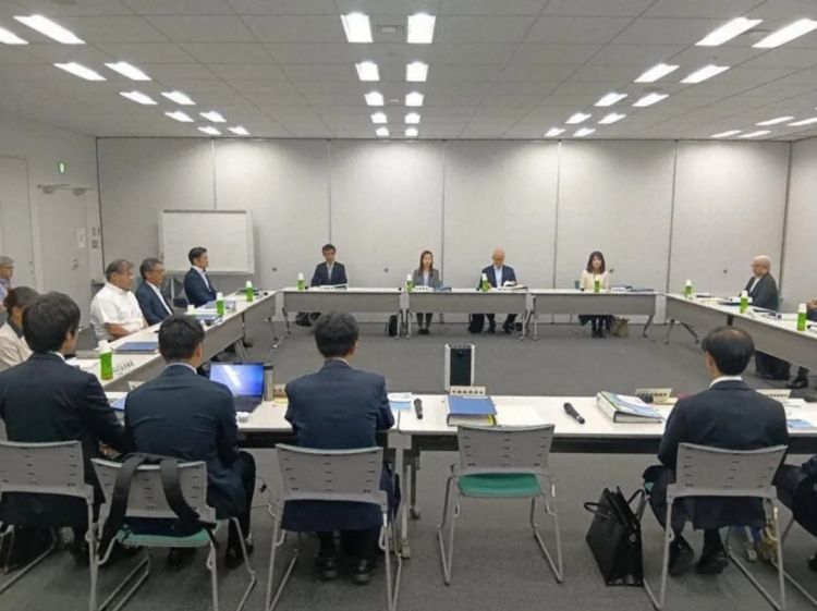 第248期:养老金漏保97万人?玛奇玛岸边be?平野绫官宣离婚;涨薪!最低工资上调 | 百通板 第248期:养老金漏保97万人?玛奇玛岸边be?平野绫官宣离婚;涨薪!最低工资上调 | 百通板