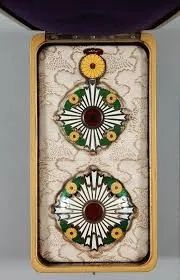 悠仁成年礼、上皇又病重，真子这都不回日本吗？