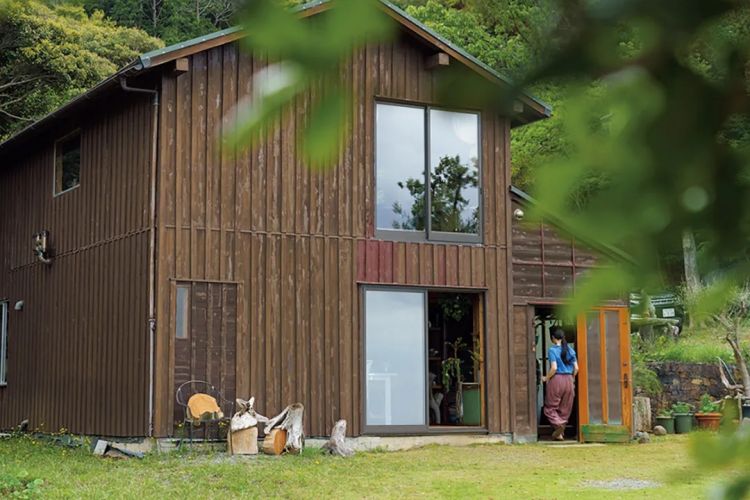 一个人的晚年更幸福？日本女性的独居生活，颠覆你对老年的想象