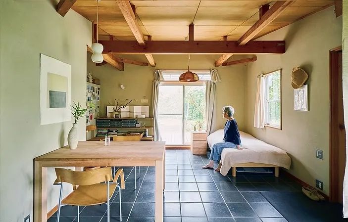 一个人的晚年更幸福？日本女性的独居生活，颠覆你对老年的想象