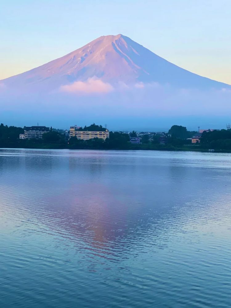 第250期:福山雅治涉性丑闻?日本青少年药物成瘾泛滥;LISA与坂口健太郎亲密照争议?前田敦子回归AKB?| 百通板 第250期:福山雅治涉性丑闻?日本青少年药物成瘾泛滥;LISA与坂口健太郎亲密照争议?前田敦子回归AKB?| 百通板