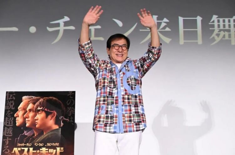 第252期：日本出生人口再创新低；鸠山由纪夫出席九三阅兵；极乐净土组合解散？二宫和也《8号出口》确认引进 | 百通板