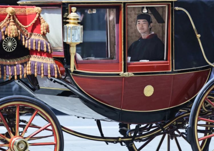 第253期:永野芽郁插足坂口健太郎多角恋?石破茂辞职;悠仁亲王举行成年式;中国电视占据日本市场 | 百通板 第253期:永野芽郁插足坂口健太郎多角恋?石破茂辞职;悠仁亲王举行成年式;中国电视占据日本市场 | 百通板