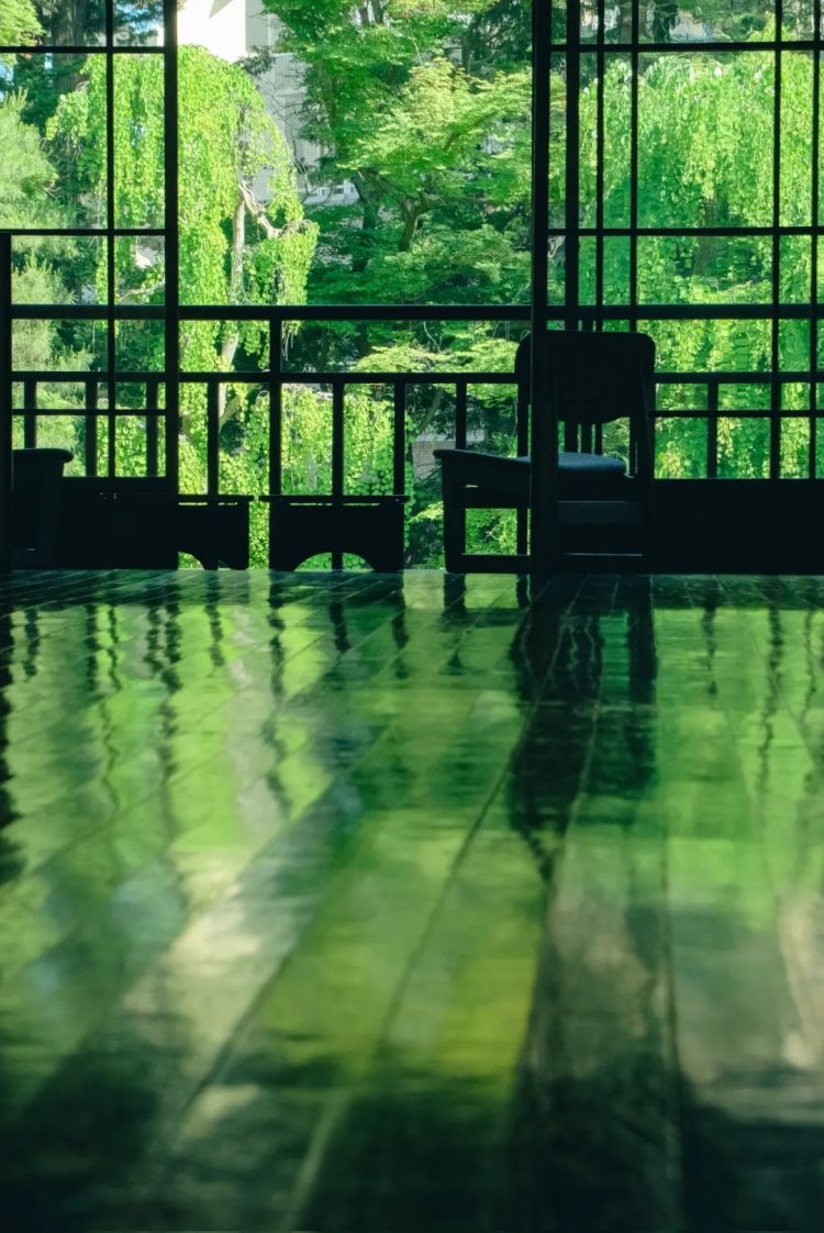 第253期:永野芽郁插足坂口健太郎多角恋?石破茂辞职;悠仁亲王举行成年式;中国电视占据日本市场 | 百通板 第253期:永野芽郁插足坂口健太郎多角恋?石破茂辞职;悠仁亲王举行成年式;中国电视占据日本市场 | 百通板