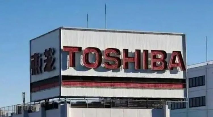 三菱与三井：日本经济双雄的百年死斗