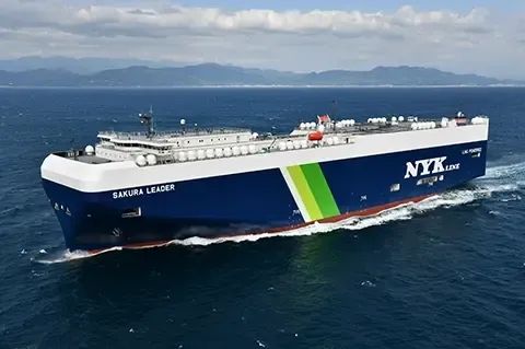 三菱与三井：日本经济双雄的百年死斗