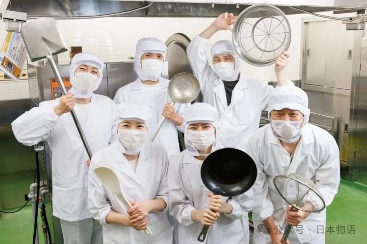 为什么全球都在效仿日本的校餐模式