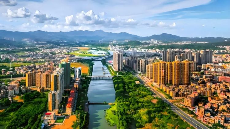 这些中国商人,悄悄掌控日本人的“死亡” 这些中国商人,悄悄掌控日本人的“死亡”