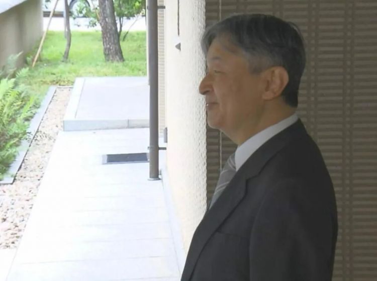 第260期：特朗普与高市早苗会面；龟梨和也与田中美奈实分手？日本熊灾肆虐；安倍晋三枪击案公审 | 百通板