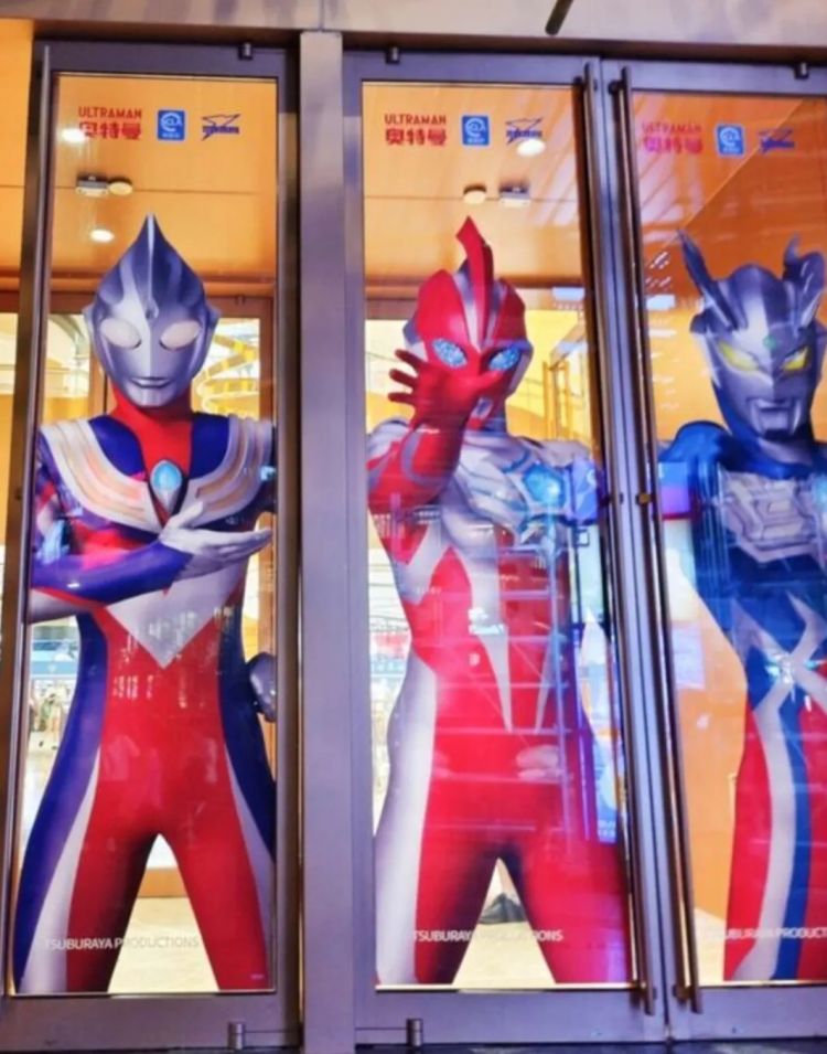 第262期：suica西瓜卡企鹅要毕业？宝可梦新作定档明年；日系车企财报赤字频出？日本熊灾破纪录；aespa将登红白？| 百通板