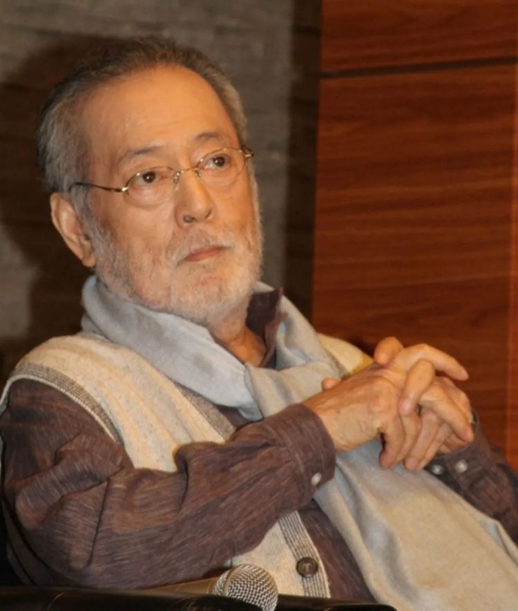 第262期：suica西瓜卡企鹅要毕业？宝可梦新作定档明年；日系车企财报赤字频出？日本熊灾破纪录；aespa将登红白？| 百通板