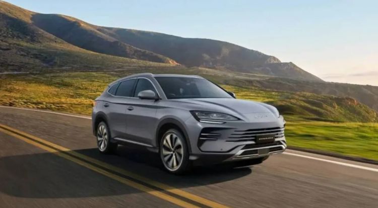 第265期：高市早苗名言当选日本年度流行语？东京拟提高住宿税；滨崎步演唱会紧急叫停？| 百通板