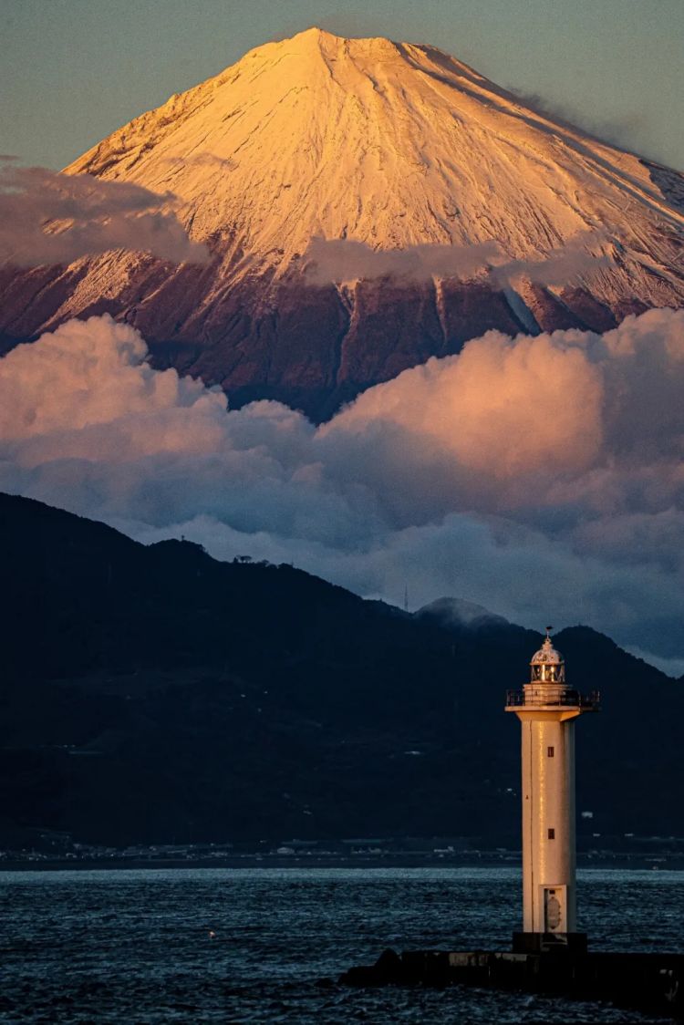 第268期:日本拥核论遭日本民众强烈抗议;安倍晋三刺杀案或判刑无期?新木优子中岛裕翔将结婚?福原爱再婚 | 百通板 第268期:日本拥核论遭日本民众强烈抗议;安倍晋三刺杀案或判刑无期?新木优子中岛裕翔将结婚?福原爱再婚 | 百通板