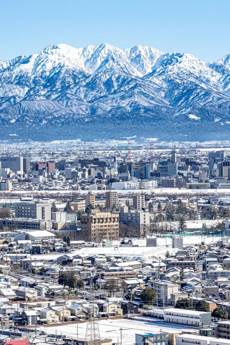 第268期:日本拥核论遭日本民众强烈抗议;安倍晋三刺杀案或判刑无期?新木优子中岛裕翔将结婚?福原爱再婚 | 百通板 第268期:日本拥核论遭日本民众强烈抗议;安倍晋三刺杀案或判刑无期?新木优子中岛裕翔将结婚?福原爱再婚 | 百通板