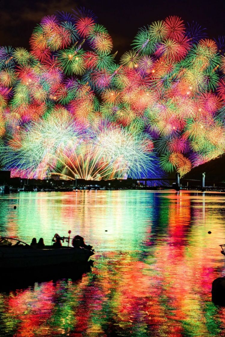 第269期：日本投入62亿应对熊害；松田圣子加盟红白；堂本光一宣布结婚；日本出生率再创新低？全球百大最美面孔出炉 | 百通板