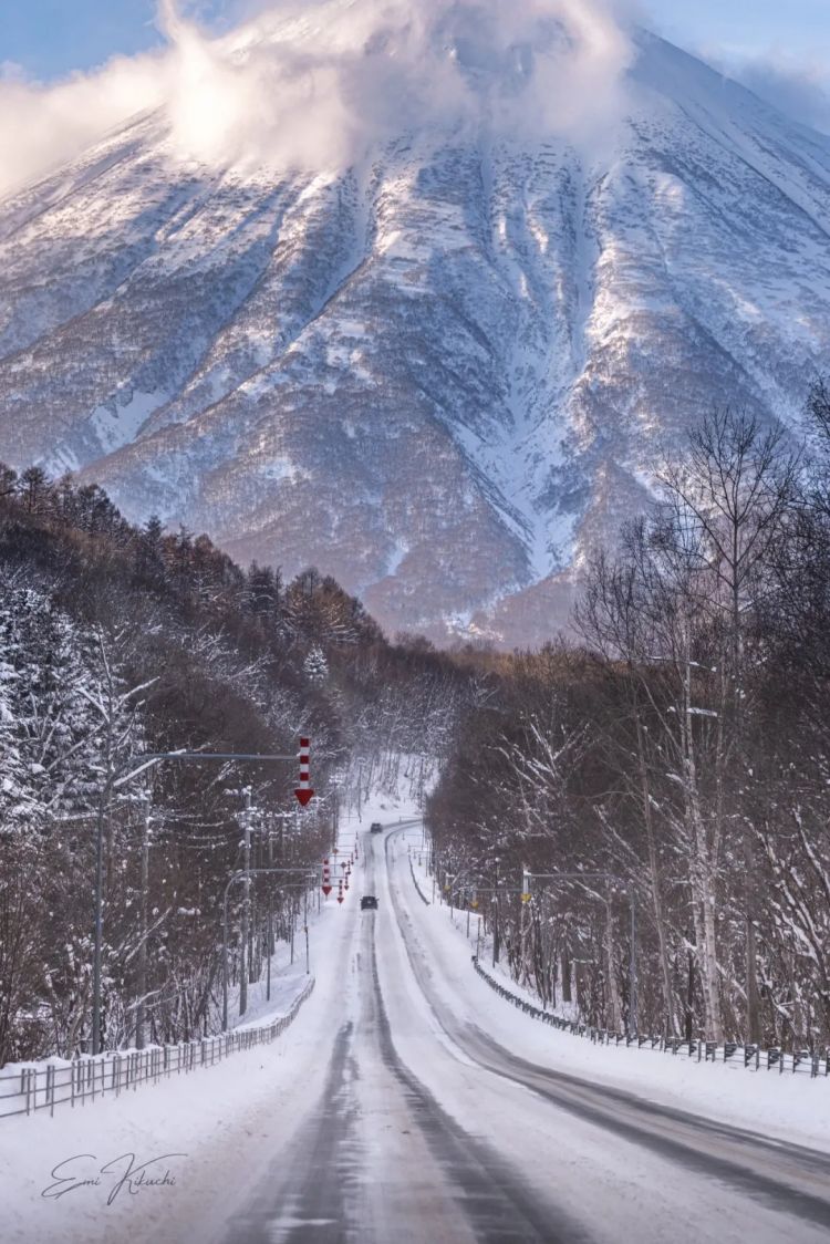 第271期:中国对日本实施出口管制;北海道餐馆墙壁藏尸?高市早苗将解散众议院 日本或提前大选?XG改名 | 百通板 第271期:中国对日本实施出口管制;北海道餐馆墙壁藏尸?高市早苗将解散众议院 日本或提前大选?XG改名 | 百通板