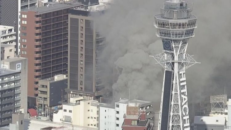 第271期:中国对日本实施出口管制;北海道餐馆墙壁藏尸?高市早苗将解散众议院 日本或提前大选?XG改名 | 百通板 第271期:中国对日本实施出口管制;北海道餐馆墙壁藏尸?高市早苗将解散众议院 日本或提前大选?XG改名 | 百通板