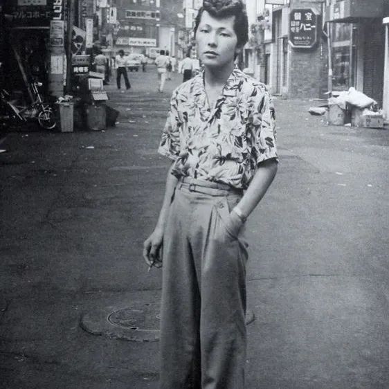 成人式穿得像花圈的不良少年,怎么成了日本独特的文化符号? 成人式穿得像花圈的不良少年,怎么成了日本独特的文化符号?