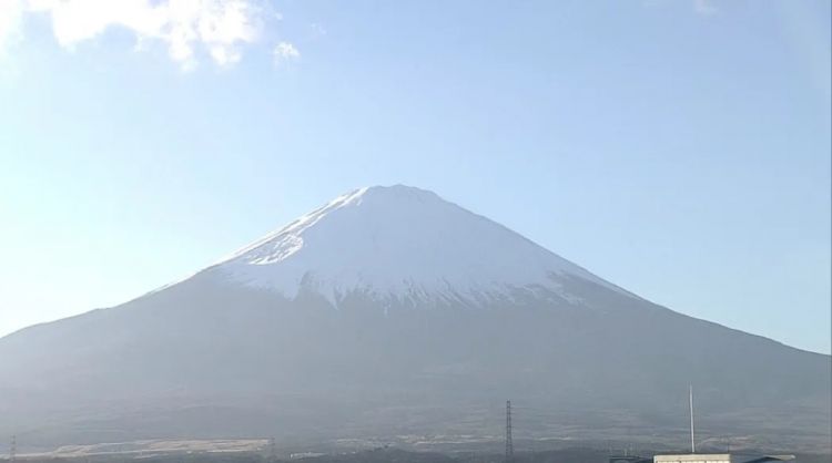 还来?中国20岁男子强闯富士山,摔断脚踝目前生死未卜…日本市长发怒:早就该收钱了 还来?中国20岁男子强闯富士山,摔断脚踝目前生死未卜…日本市长发怒:早就该收钱了