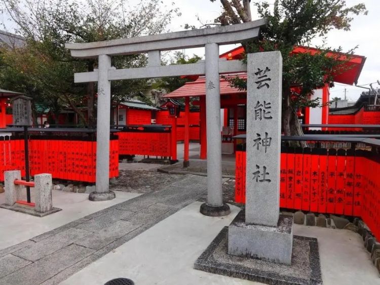 一年消失上百座,日本的神社正在经历什么? 一年消失上百座,日本的神社正在经历什么?