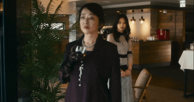 好厉害!狗狗电影竟然拍出了苦难人间 好厉害!狗狗电影竟然拍出了苦难人间