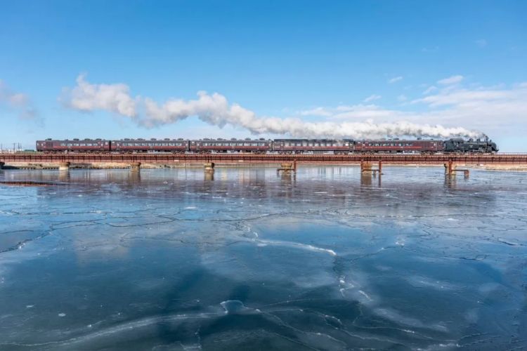 第273期:安倍晋三遇刺案宣判无期;提前大选 高市早苗支持率骤降?上野双胞胎熊猫回国 日本再无大熊猫?| 百通板 第273期:安倍晋三遇刺案宣判无期;提前大选 高市早苗支持率骤降?上野双胞胎熊猫回国 日本再无大熊猫?| 百通板