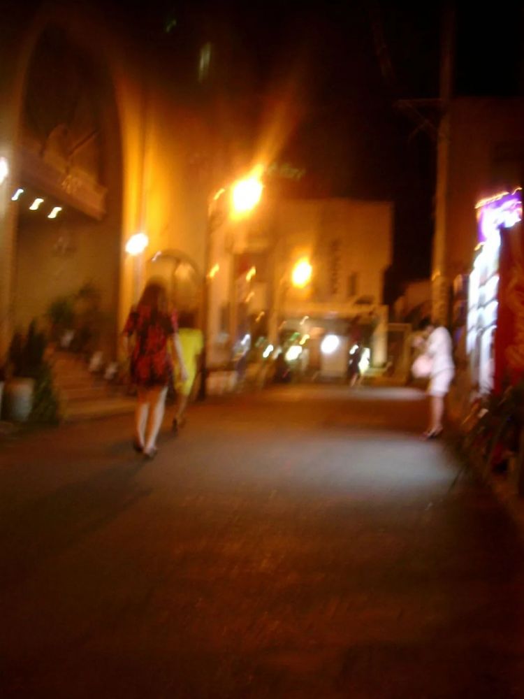 日本曾经红极一时的“女性向风俗”,咋就没声了? 日本曾经红极一时的“女性向风俗”,咋就没声了?