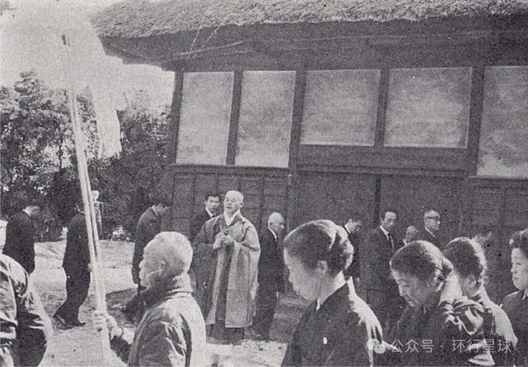 中国老板，一年为上万日本人送葬