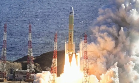 第284期：东京又发钱了？京都11岁男童遗体发现 其父涉嫌抛尸？藤井风首登科切拉；是枝裕和再入围戛纳 | 百通板