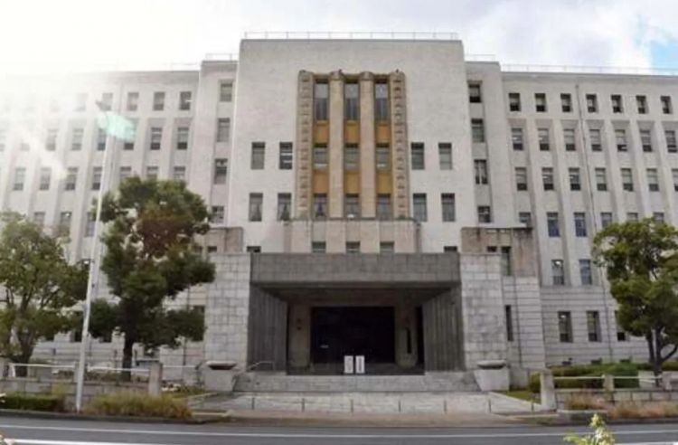 第290期：高市早苗支持率连降三月 抹黑门再添新锤？日本应届生就业率98％？首位日本戛纳影后诞生 | 百通板