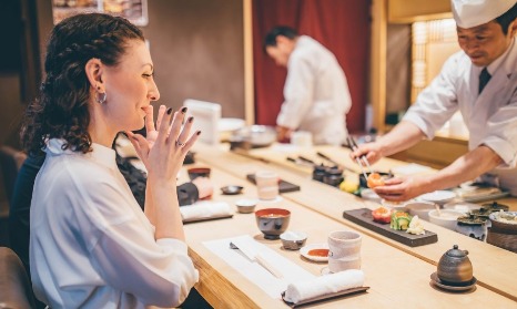 对日本的好感度：在泰国和印度处于高水平，韩国恢复15.1分——最大原因是“日本料理”