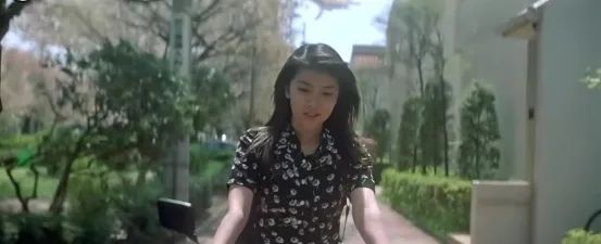 明明是纯爱大师,为什么岩井俊二比谁都“残酷”? 明明是纯爱大师,为什么岩井俊二比谁都“残酷”?