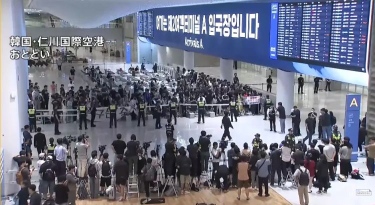韩国“关系户”主帅搞砸世界杯,日媒吃瓜!韩媒向日本求助,森保教练憋笑:多夸夸他吧 韩国“关系户”主帅搞砸世界杯,日媒吃瓜!韩媒向日本求助,森保教练憋笑:多夸夸他吧