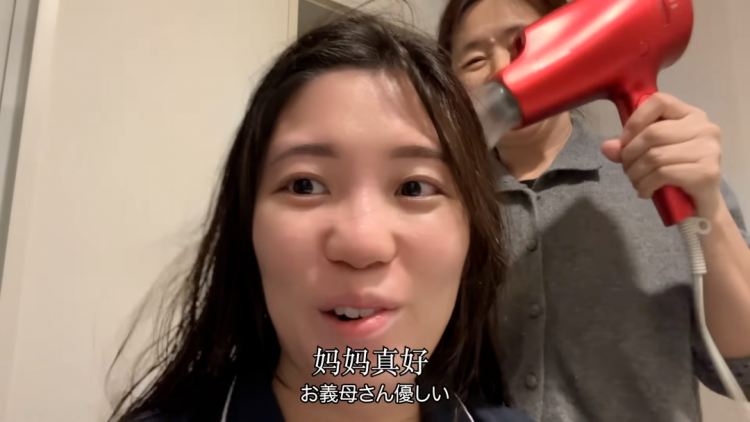 中国婆婆教日本儿媳坐月子，热水羽绒服一样不少！日网却直呼“妈妈你还缺儿媳吗？”